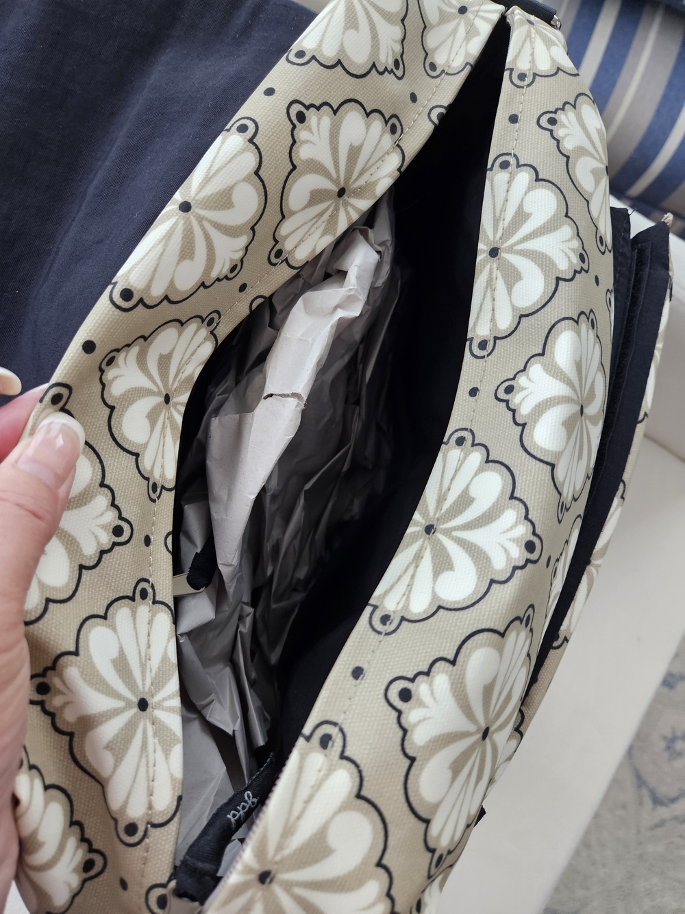 Petunia Pickle Bottom Beige Patterned Diaper Bag Backpack - Picture 6 of 10